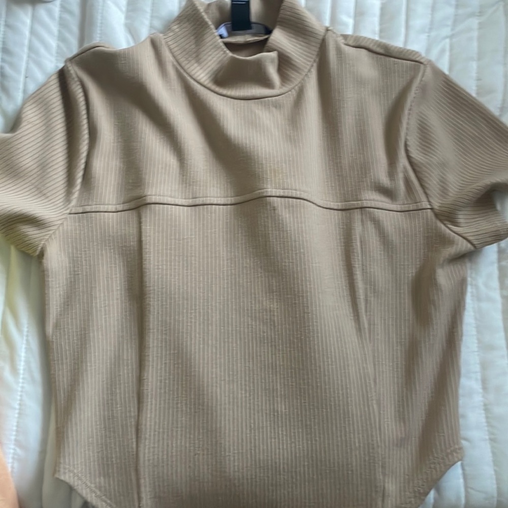 brown turtleneck forever 21